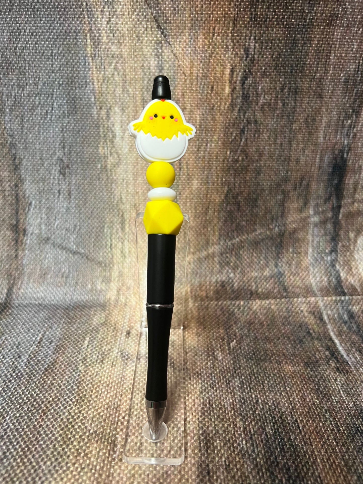 Easter chick pen