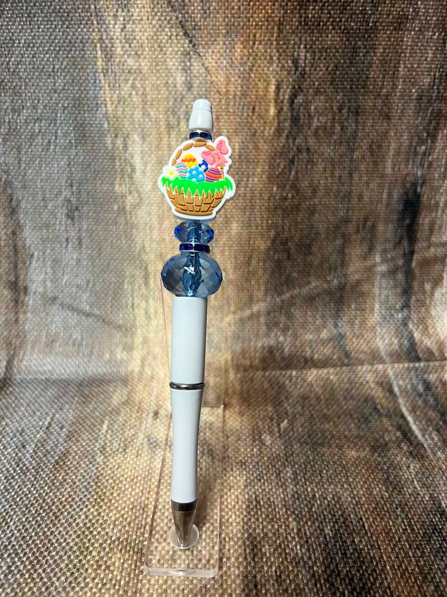 Easter Basket Pen