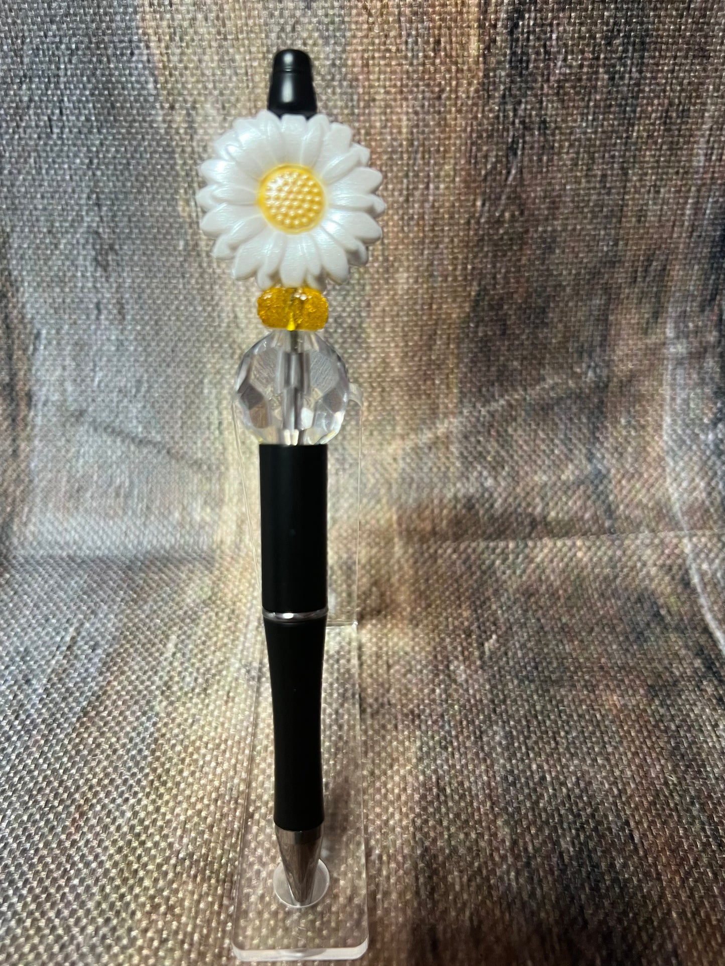 White Daisy Pen